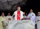2013 Lourdes Pilgrimage - SATURDAY TRI MASS GROTTO (74/140)